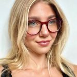 City-Girl-Blue-Light-Glasses-9_ca9402c3-f8d1-4b54-82be-a8cd8e83e57a